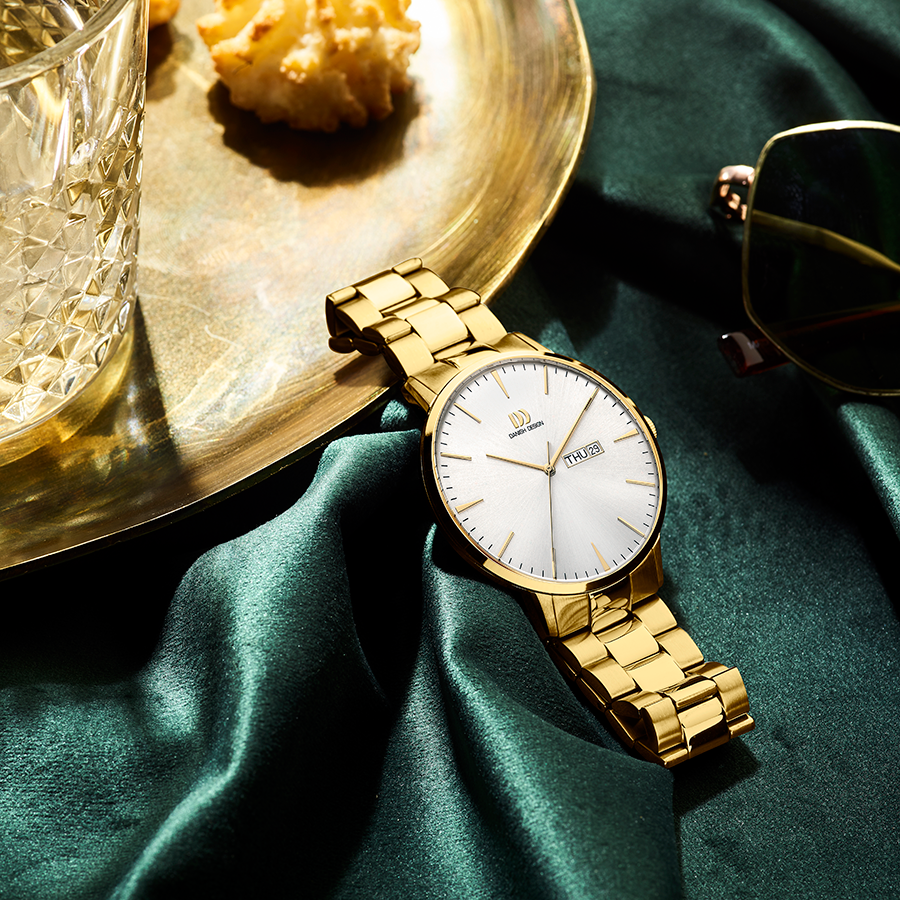 Akilia Day/Date Gold Link