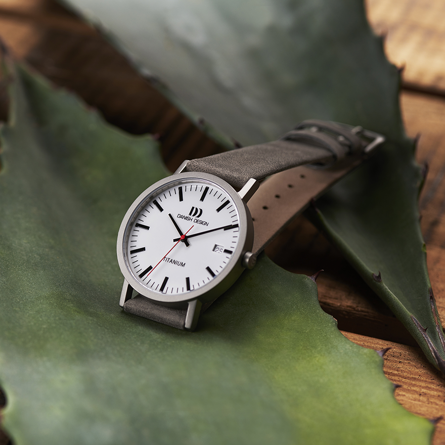 Rhine Black Brown Date Large