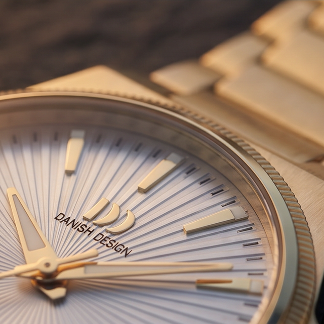 DKx Pro Gold Embossed Sunray S